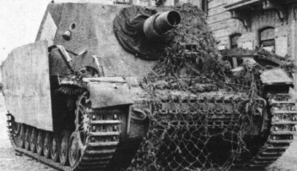 САУ Sturmpanzer-IV «Brummbär»