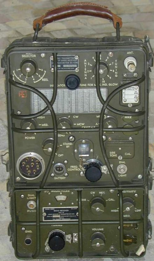 Ранцевая радиостанция SCR-694/BC-1306