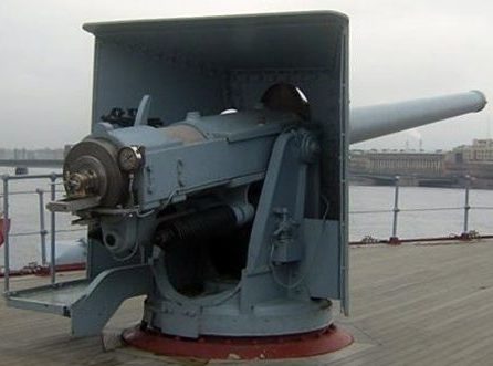 Корабельное орудие 152-мм/45 образца 1892 г.