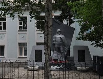 п. Новобурейск Бурейского р-на. Памятник воинам-землякам