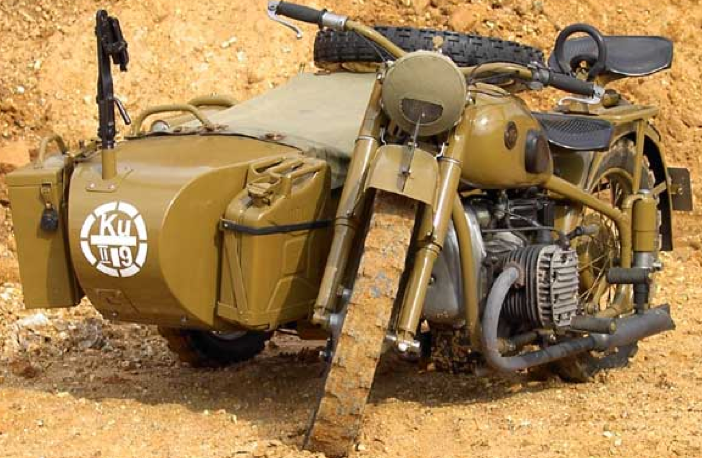 Мотоцикл М-72 с коляской