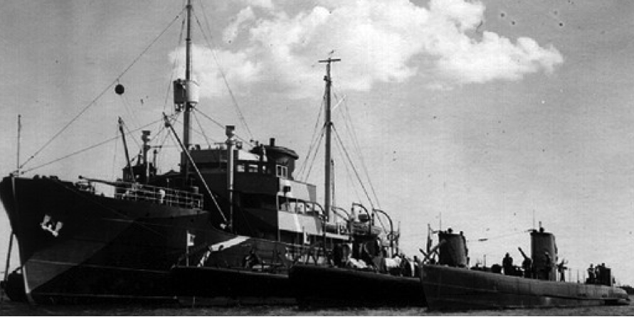 Плавбаза подводных лодок «Sisu»