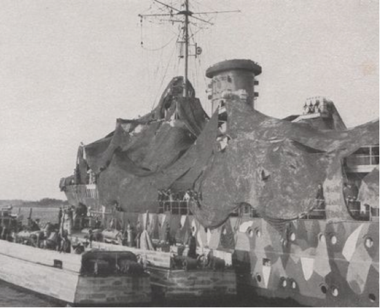 Плавбаза торпедных катеров «Tsingtau»