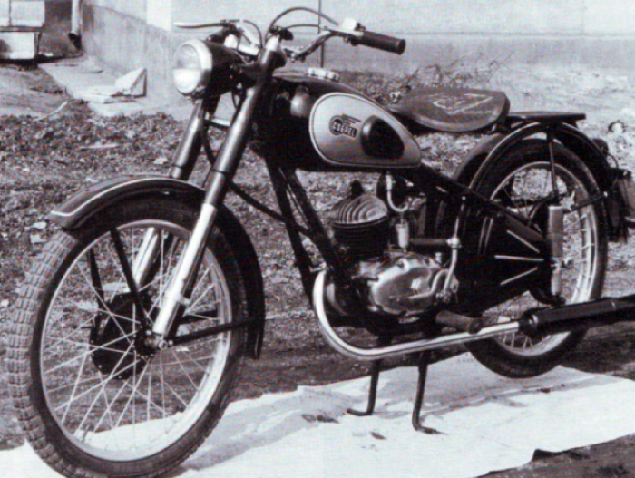 Мотоцикл WM-Csepel 100L