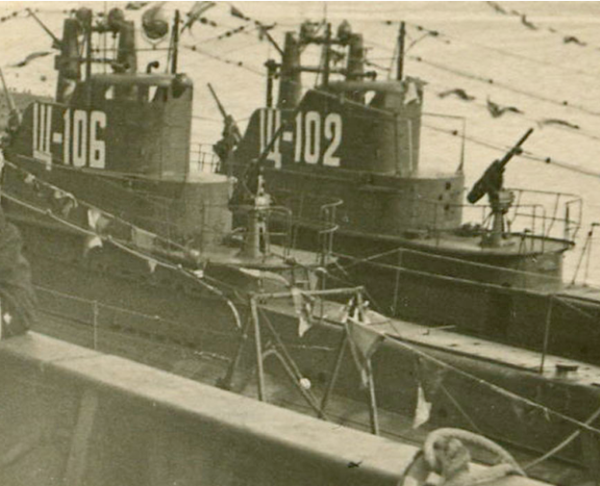 Подводная лодка «Щ-106» и «Щ-102»