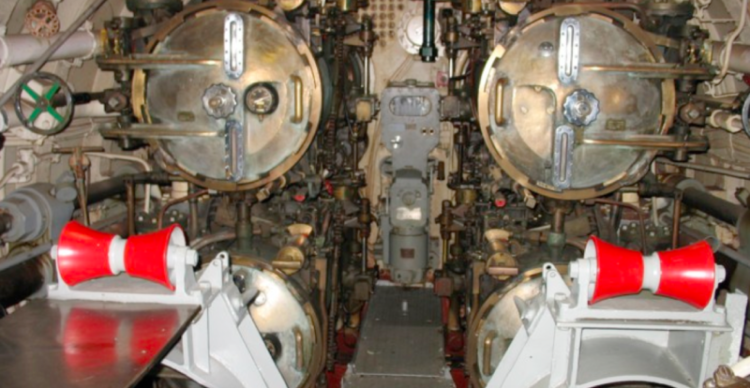 Торпедный отсек подводной лодки «Batfish» (SS-310)