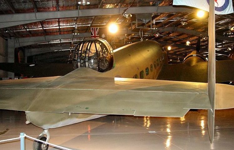 Пассажирский вариант бомбардировщика Lockheed Hudson.