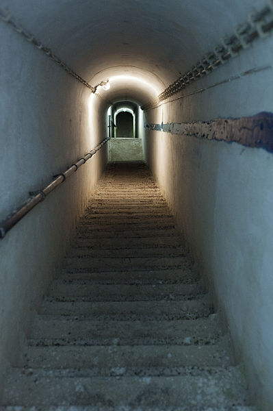 Лестница в подземелье.
