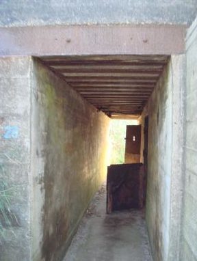 Тоннель между бункерами.