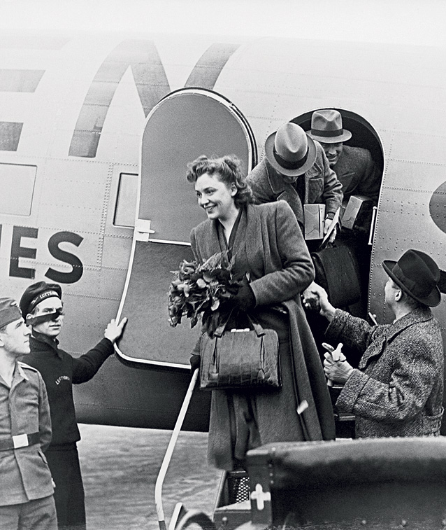 Сара приземляется в Берлине. 1941 г.