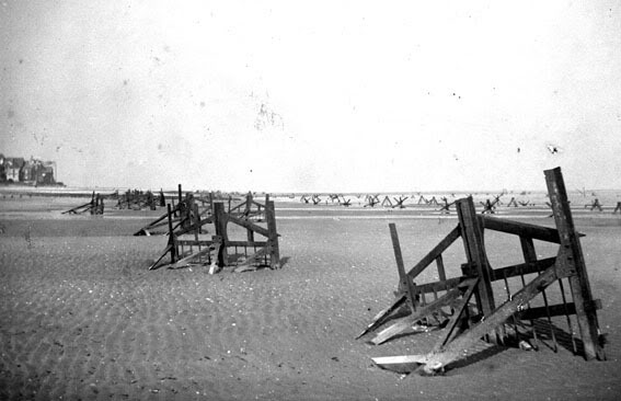 Элементы «Cointet» на пляжах Нормандии.