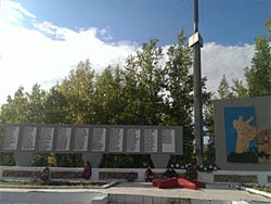 с. Ерназар Бескарагайского р-на. Памятник воинам, погибшим в годы Великой Отечественной войны.