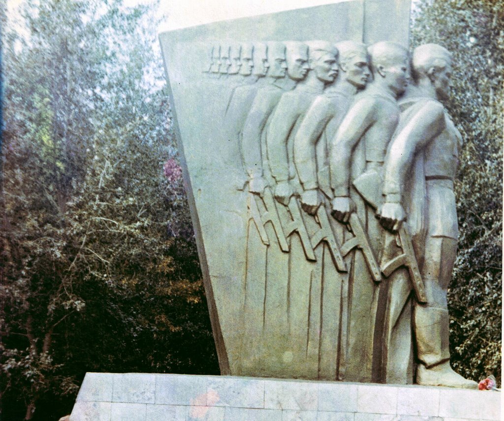 г. Ерейментау Ерейментауского р-на. Памятник воинам, павшим в годы Великой Отечественной войны.
