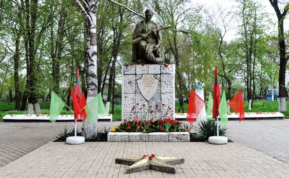г. Тирасполь. Мемориал, воздвигнутый в память о воинах павших в боях у Тирасполя в 1944 году