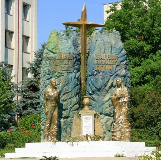 г. Глодяны. Памятник воинам, павшим в годы войны