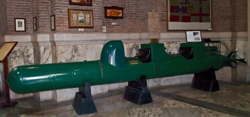 Человеко-торпеда «Майяле» в музее Рима