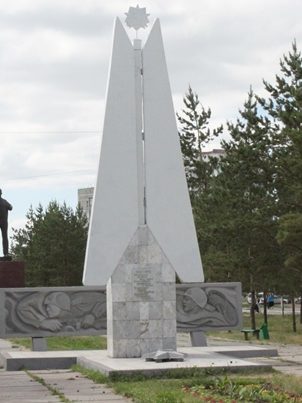 г. Рудный. Памятник воинам, погибшим в годы Великой Отечественной войны, установленный на Аллеи Славы.