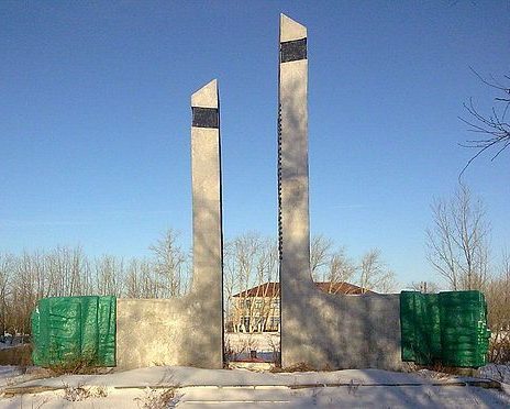 с. Ялты р-на им. Габита Мусрепова. Памятник воинам, погибшим в годы Великой Отечественной войны.