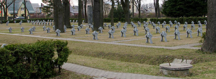 Могилы литовских солдат.