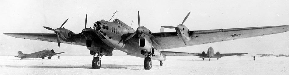 Бомбардировщик Пе-8 (ТБ-7 и АНТ-42).