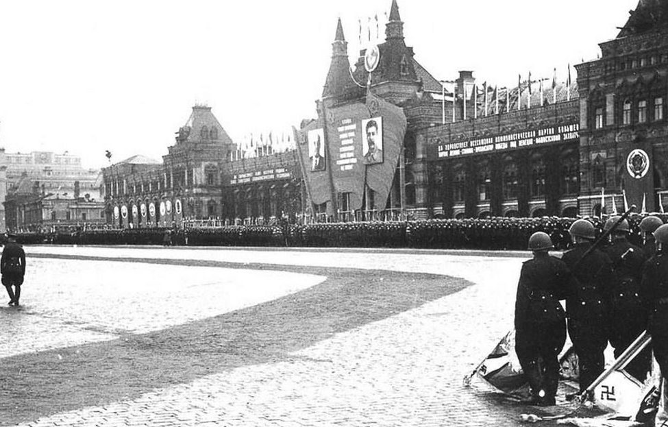 Строй войск на параде Победы. 24 июня 1945 г.
