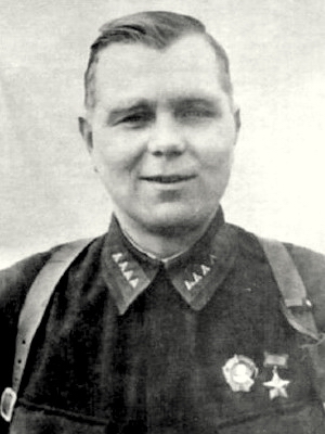 Калинин Александр Андреевич одержал 115 побед.