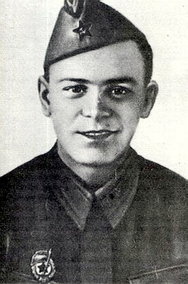 Чехов Анатолий Иванович одержал 256 побед.
