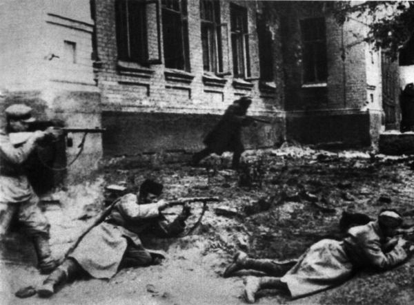 Уличный бой за Мелитополь. Октябрь 1943 г.