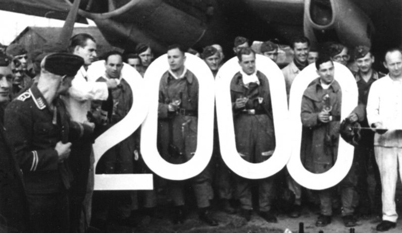 Празднование 2000 боевых вылетов.