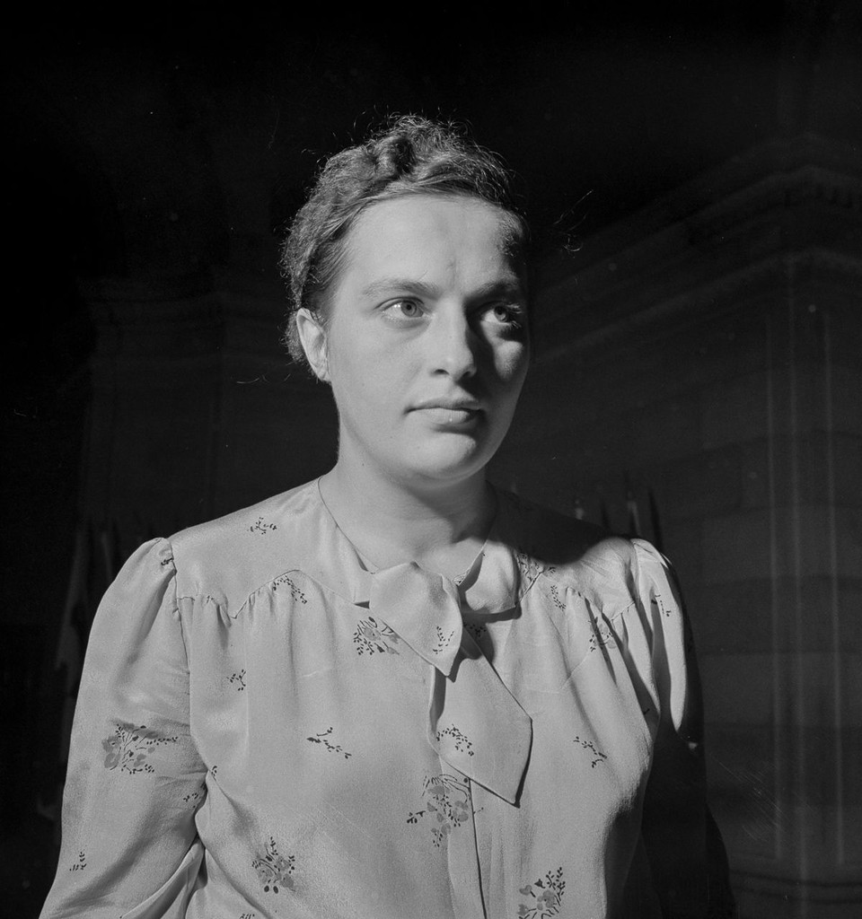 Л. Павличенко во время своего визита в Вашингтон. 1942 г.