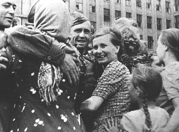 Встреча в Минске. 3 июля 1944 г.