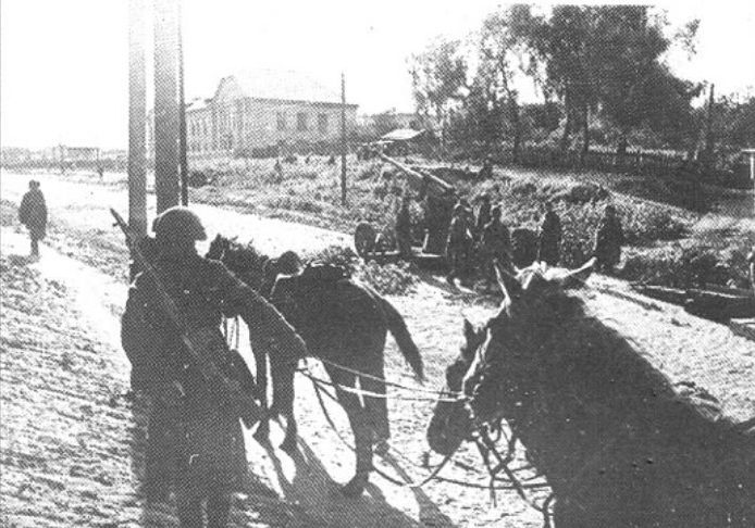 Проспект Науки в районе улицы Лысогорской. Осень 1941 г. 