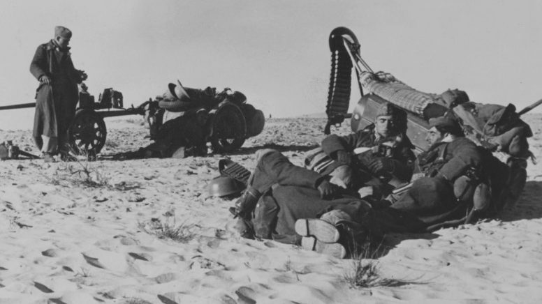 Парашютисты в Северной Африке. 1942 г.