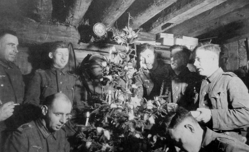 Рождество 1942 года в блиндаже.