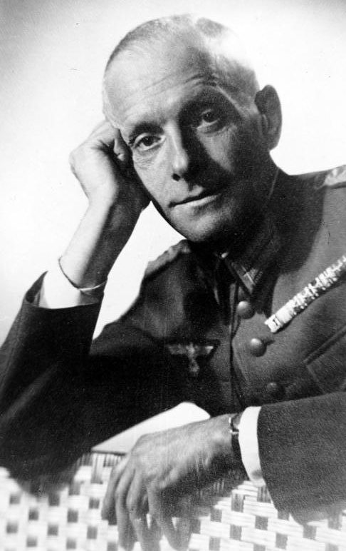 Генерал-майор Ханс Остер