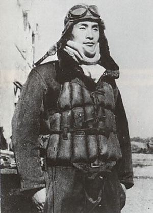 Летчик-камикадзе капитан Юкио Секи. Октябрь, 1944 г. 