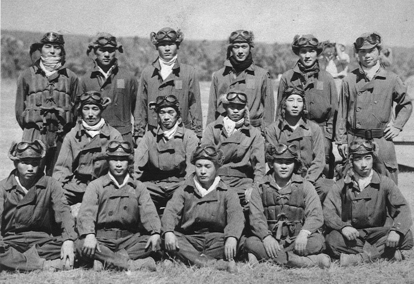 Эскадрильи пилотов-камикадзе. 1944 г.