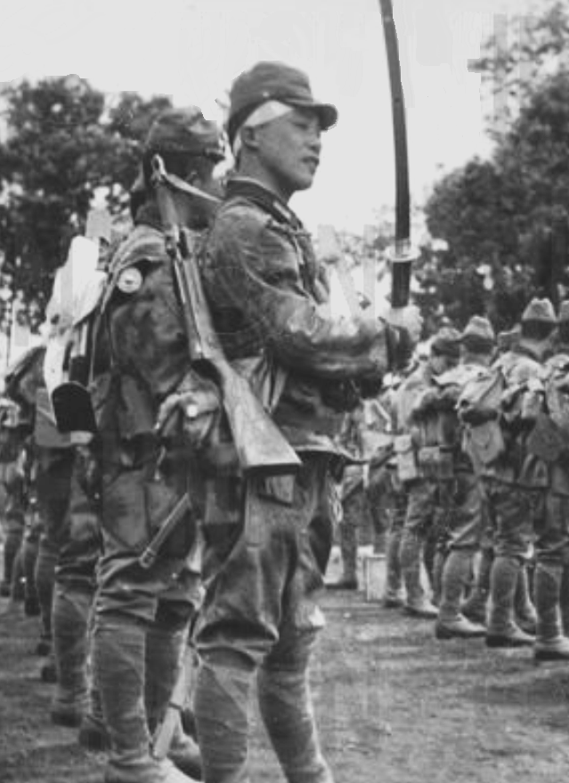 Десантники «Гирецу» на аэродроме Кенгун. Май, 1945 г.