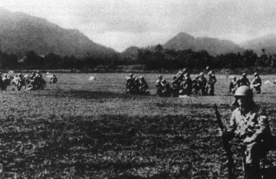 Парашютисты «Гирецу», высадившиеся на аэродроме Лангоана. 1945 г.