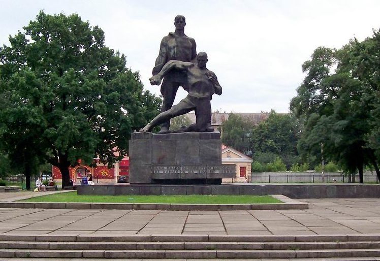 Памятник военнопленным.