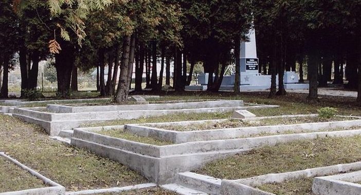 д. Ольховице, Санокский повят. Воинское кладбище, где захоронено 19 тысяч советских военнопленных. 