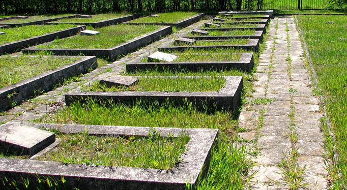 г. Влодава. Воинское кладбище, где похоронено 13 855 советских воинов, в т.ч. 13 533 неизвестных.
