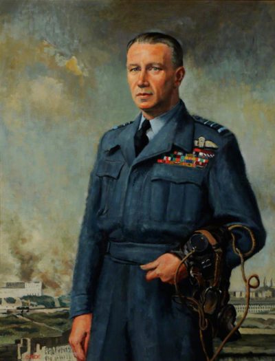 Orde Cuthbert. Маршал авиации Hugh P. Lloyd.