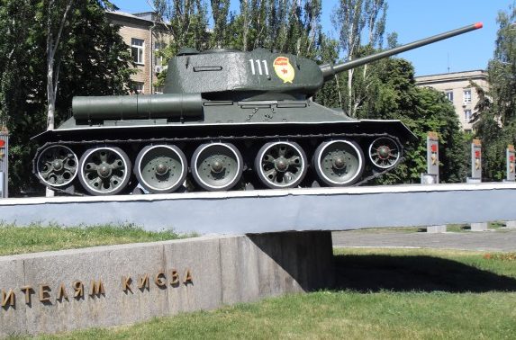 Памятник танк Т-34.