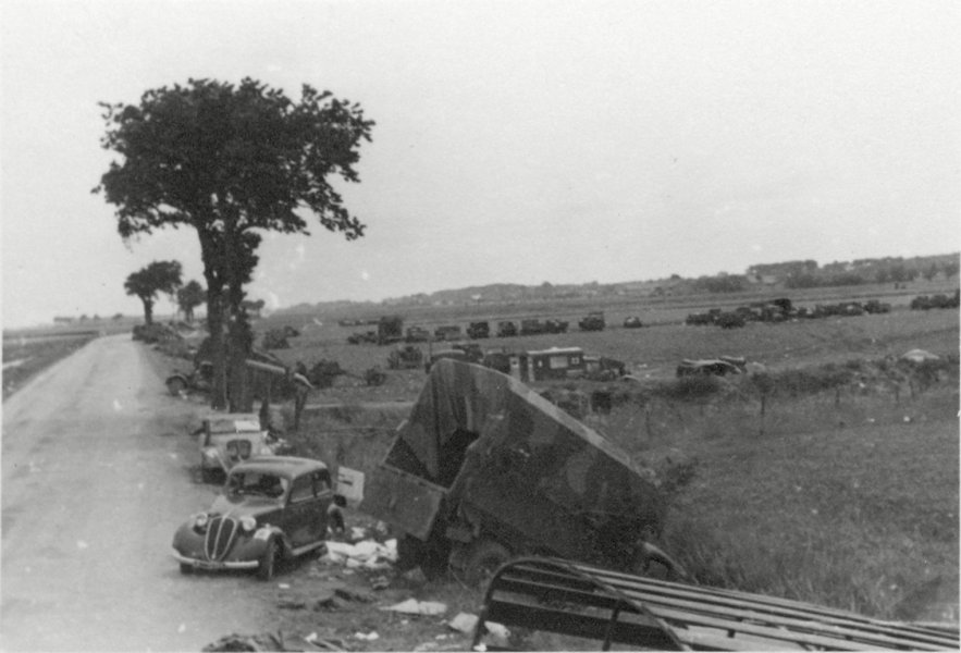Дорога отступления на Дюнкерк. Июнь, 1940 г.