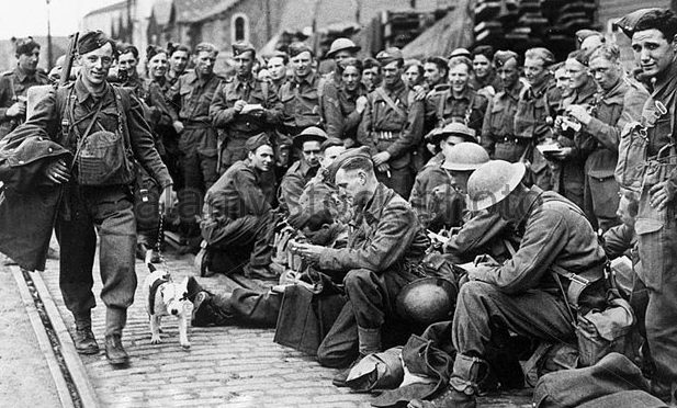 В ожидании эвакуации. Дюнкерк, май 1940 г. 