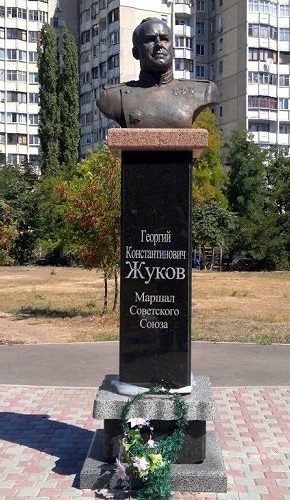 г. Одесса. Бюст маршалу Жукову был открыт в 2015 году в Киевском районе города.