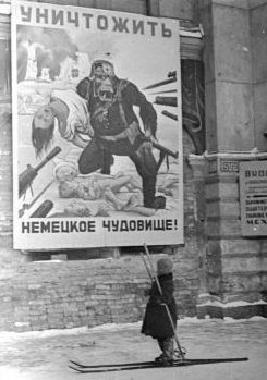 Жизнь в блокадном Ленинграде. 1942 г.