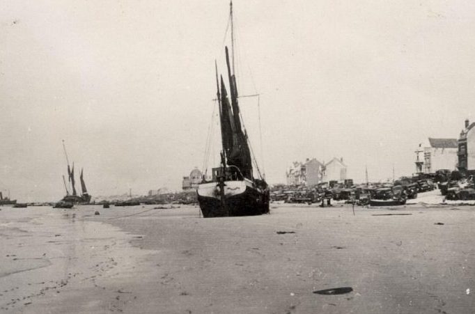 Побережье после эвакуации. Дюнкерк, июнь 1940 г.
