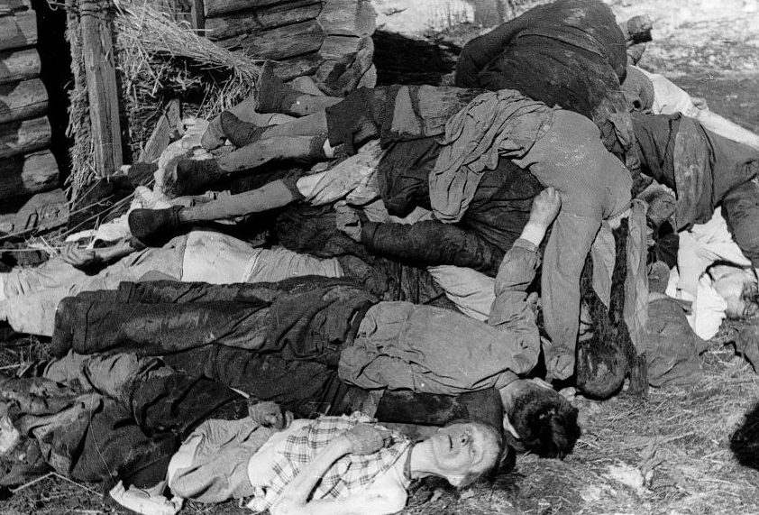 Жертвы блокады. 1943 г.